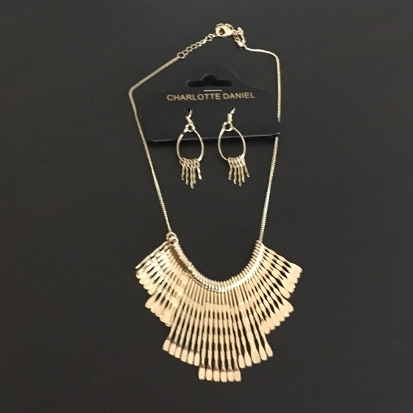 Charlotte Daniel Jewelry - ⭐️NWT Necklace & Earrings Set⭐️